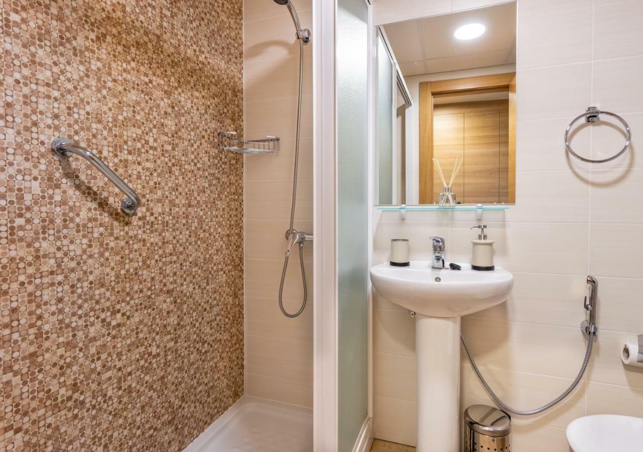 Stellamar - Paseo Maritimo Фуэнхирола Экстерьер фото