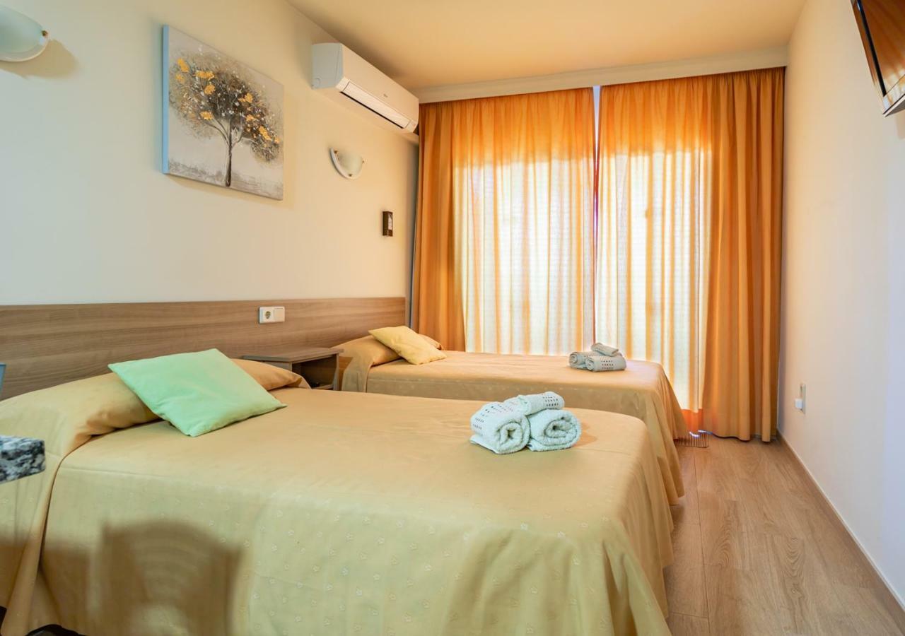 Stellamar - Paseo Maritimo Фуэнхирола Экстерьер фото